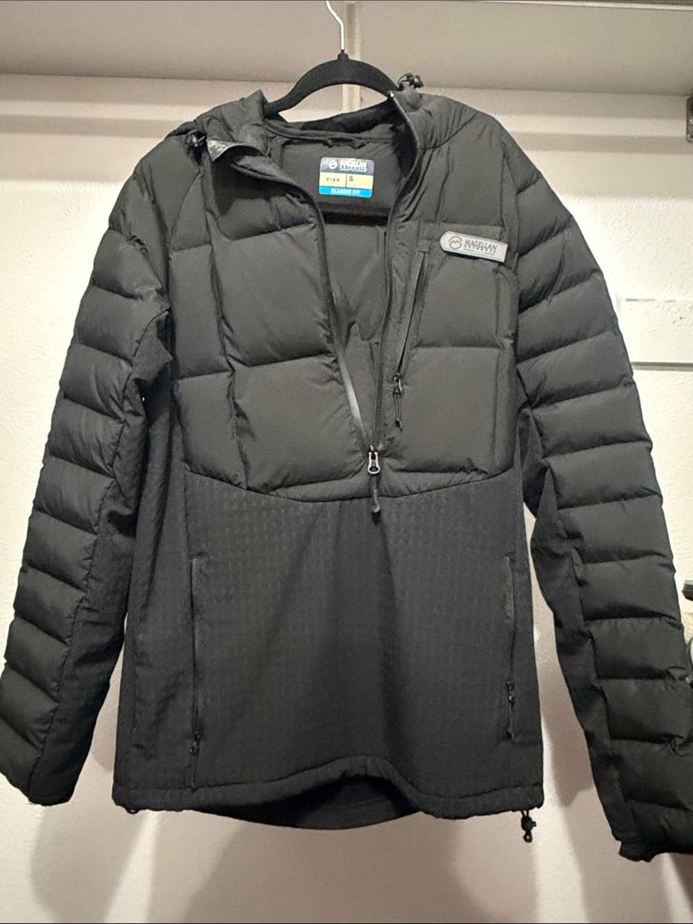 Magellan Outdoors Pro Fish Black Hybrid Puffer Hooded Jacket Small